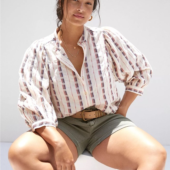 PILCRO The Bella Femme Button Down Medium - Picture 2 of 11